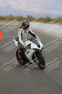 media/Mar-20-2023-Moto Forza (Mon) [[d0bbc59e78]]/Around the Pits/